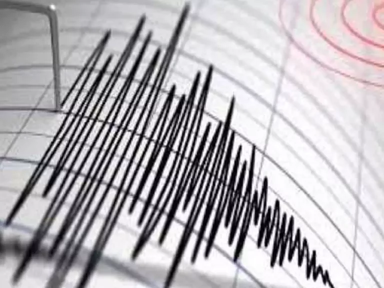 Earthquake in Uttarkashi : उत्तराखंड के इस जिले में महसूस किए आज भूकंप के झटके