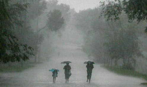 मौसम विभाग का अलर्ट (Weather) : उत्तराखंड में शुक्रवार को इन जिलों में बंद रहेंगे स्कूल व आंगनबाड़ी केंद्र