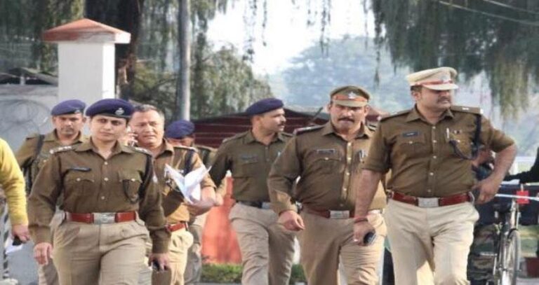 बड़ी खबर: पुलिसकर्मियों को 4600 ग्रेड पे की सौगात। सीएम धामी ने की बड़ी घोषणा से खिले पुलिसकर्मियों के चेहरे