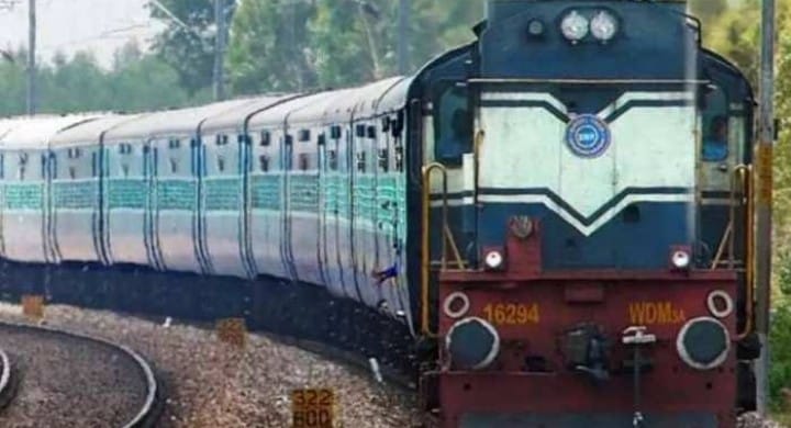 खुशखबरी : हरिद्वार-ऋषिकेश के बीच 1 अगस्त से चलेगी पैसेंजर ट्रेन (passenger-train), मुरादाबाद रेल मंडल ने दी हरी झंडी, यात्रियों को मिलेगी राहत   