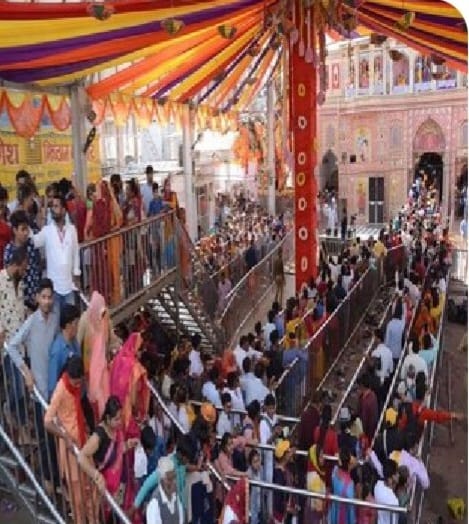 दुःखद: प्रसिद्ध खाटू श्याम मंदिर (Khatu shyam temple) में भगदड़ मचने से तीन महिला श्रद्धालुओं की मौत, कई घायल