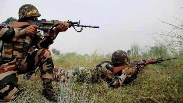 दु:खद: जम्मू-कश्मीर के राजौरी में आतंकवादियों(terrorists) के साथ मुठभेड़ में सेना के 2 जवान शहीद, चार घायल, ऑपरेशन जारी