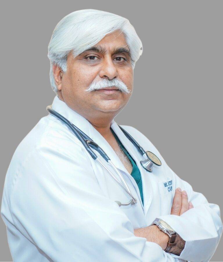 रिकॉर्ड: श्री महंत इन्दिरेश अस्पताल के वरिष्ठ कॉर्डियोलॉजिस्ट ने फोर्टीज अस्पताल में लगाया दुनिया का सबसे छोटा पेसमेकर (world’s smallest pacemaker)