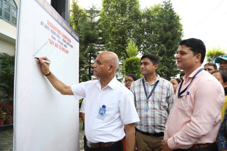 श्री गुरु राम राय विश्वविद्यालय में ”Say No to Drugs campaign” आयोजित