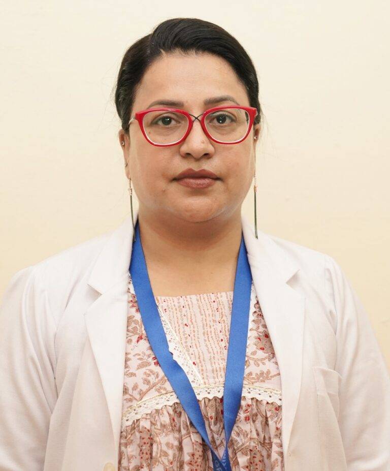 Health: एसजीआरआर मेडिकल काॅलेज की डाॅ. हरमीत कौर (Harmeet Kaur) सम्मानित