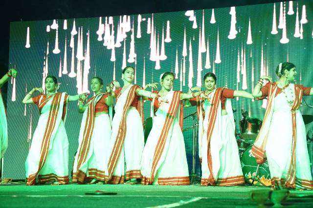 श्री गुरु राम राय विश्वविद्यालय में नवरंग डांडिया (Dandiya) का रंगारंग कार्यक्रम आयोजित