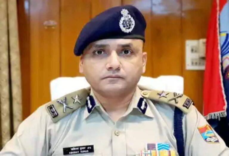 Uttrakhand New DGP : आईपीएस ऑफिसर अभिनव कुमार उत्तराखंड के नए कार्यवाहक डीजीपी होंगे, शासन ने जारी किए आदेश