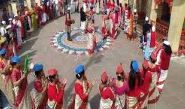 रंग- राग गीत-संगीत और नृत्य का अनूठा समावेश है कुमाऊँनी होली
