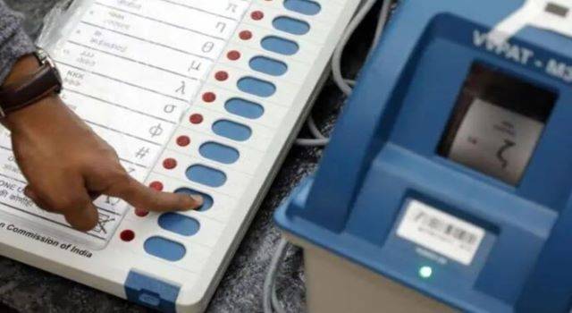 लोकसभा चुनाव (Lok Sabha elections) : दूसरे चरण की वोटिंग 26 अप्रैल को, 12 राज्यों और एक केंद्र शासित प्रदेश की 88 सीटों पर डाले जाएंगे वोट