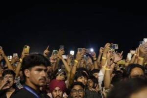 श्री गुरु राम राय विश्वविद्यालय में बाॅलीवुड गायक दर्शन रावल की गायिका का चला जादू 2 g 1 7