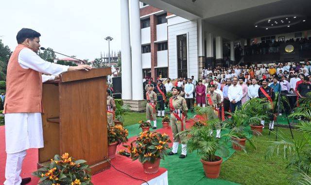 किसानों के बच्चों को शिक्षा के लिए सुविधाएं देंगे : डॉ. घनशाला