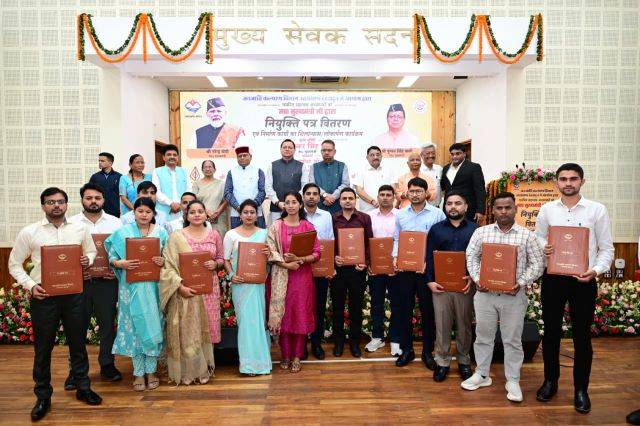 सरकार जनजाति समाज के कल्याण के लिए संकल्पबद्ध : सीएम धामी