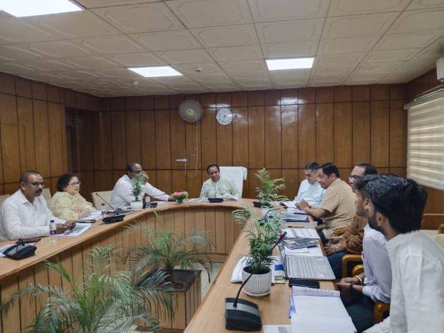 सहकारी समितियों में शीघ्र होगी 279 कैडर सचिवों की भर्तीः डॉ. धनसिंह रावत