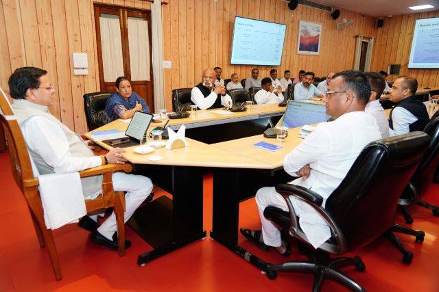 हल्द्वानी में खेल विश्वविद्यालय और लोहाघाट में महिला स्पोर्ट्स कॉलेज की कार्यवाही में तेजी लाई जाए