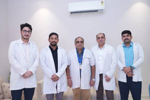 श्री महंत इन्दिरेश अस्पताल में सर्जिकल मास्टरस्ट्रोक, पेट से निकाली 13 किलो की गांठ