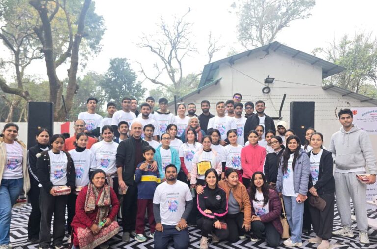 श्री महंत इंदिरेश अस्पताल ने मिलिट्री अस्पताल संग दिया कैंसर जागरूकता का संदेश