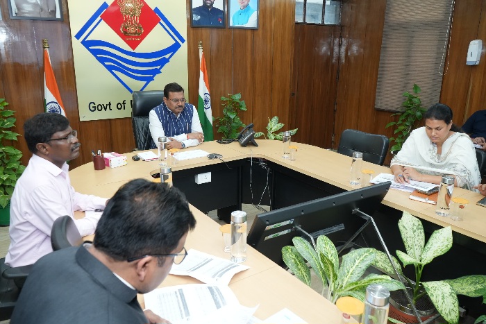 शहरी विकास विभाग के अंतर्गत प्रधानमंत्री आवास योजना की राज्य स्तरीय स्वीकृति एवं निगरानी समिति की बैठक संपन्न