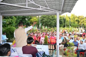 राजेन्द्र नगर में नवनिर्मित पार्क का कैबिनेट मंत्री गणेश जोशी ने किया लोकार्पण 3 IMG 20260920 WA0018