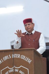 सी०एन०आई० इन्टर कालेज में आयोजित सेवा कार्य, भाषण, चित्रकला, पेंटिंग प्रतियोगिता में मंत्री खजान दास ने किया विद्यार्थियों का उत्साहवर्धन 2 IMG 20260928 WA0021