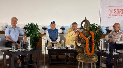 एसजीआरआर विश्वविद्यालय में यूथ कनेक्ट कार्यक्रम का आयोजन