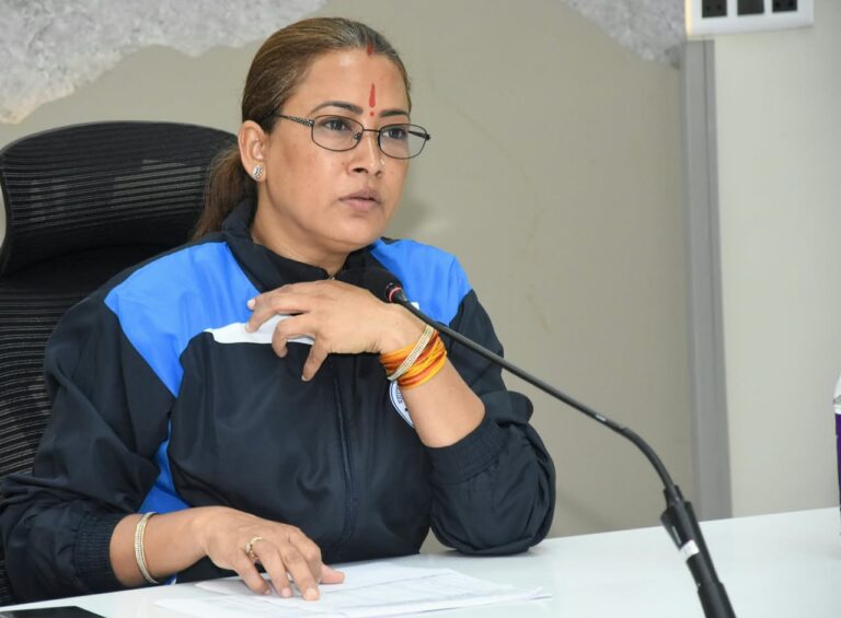 प्रधानमंत्री के ‘सबका साथ, सबका विकास’ के संकल्प को धरातल पर उतार रहा ‘आंगन का मिलन’ अभियान : रेखा आर्या