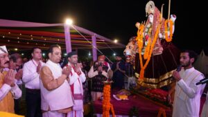 लोक संस्कृति को जीवंत रखते हैं डांडिया और गरबा जैसे आयोजन : धामी 2 IMG 20261015 WA0008