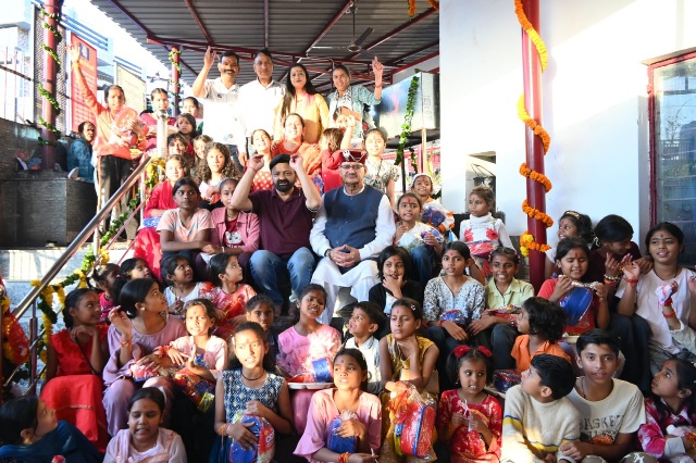 महानवमी पर कैबिनेट मंत्री गणेश जोशी ने किया 151 कन्याओं का पूजन
